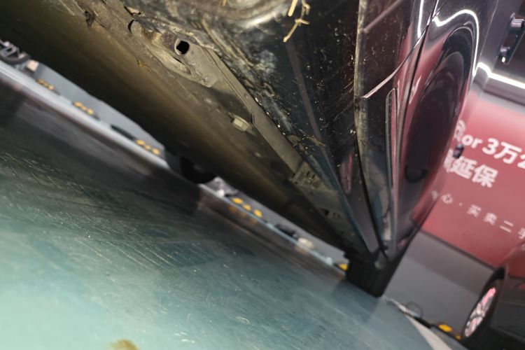 鸿蒙智行 智界R7 2024款 纯电 736km UItra局部细节9002