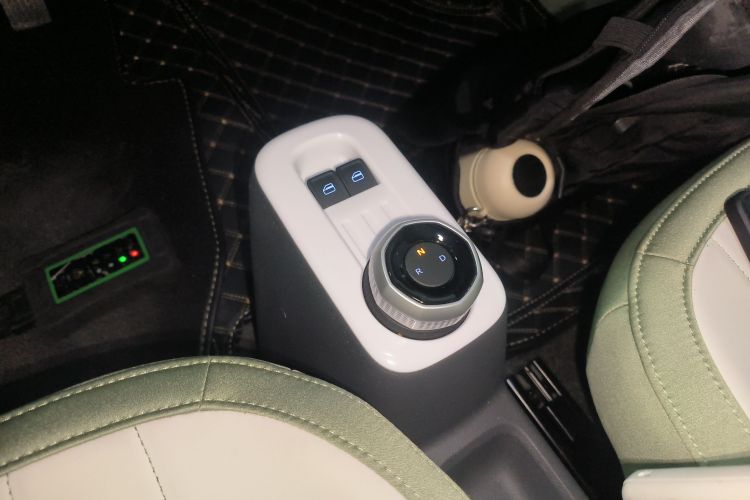 吉利银河 2025款 210km 熊猫骑士局部细节18