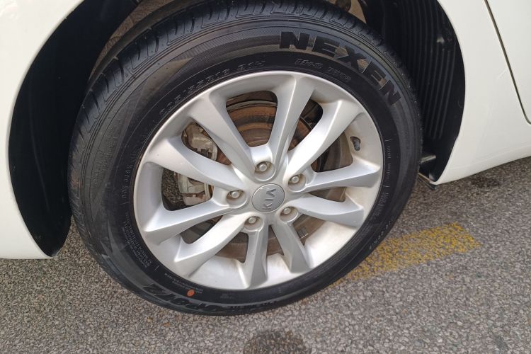 起亚K3 2016款 1.6L 自动天窗版车身外观6008