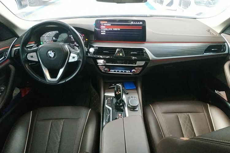 宝马5系 2021款 530Li 领先型 豪华套装中控内饰12