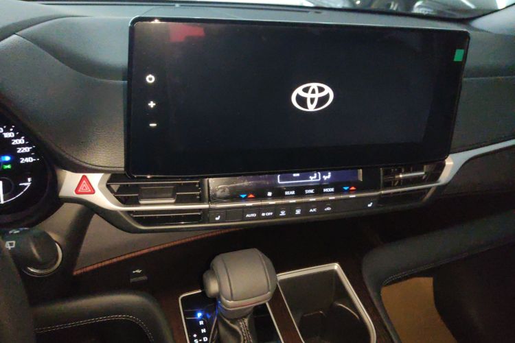 丰田 赛那SIENNA 2026款 2.5L 双擎四驱豪华版中控内饰16