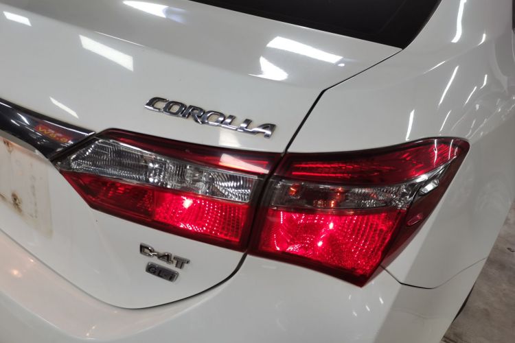 丰田 卡罗拉 2017款 改款 1.2T S-CVT GL-i车身外观6006