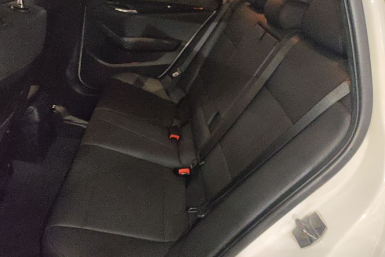 宝马X1 2015款 sDrive18i 领先晋级版中控内饰21