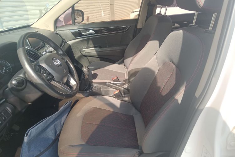 东风风神AX5 2017款 1.4T 手动趣尚型中控内饰19