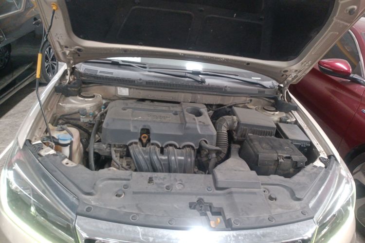 吉利汽车 帝豪 2018款 1.5L CVT向上互联版机舱底盘24