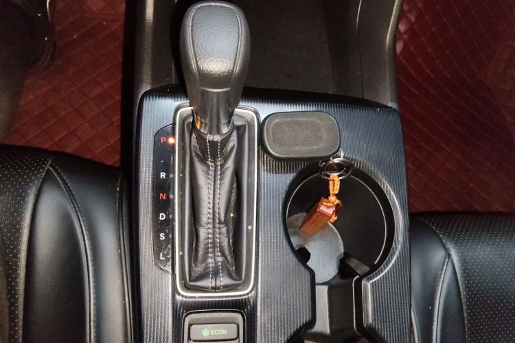 本田 思域 2022款 240TURBO CVT劲动版中控内饰18