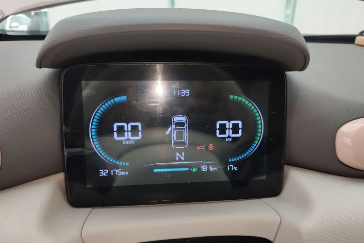 零跑汽车 零跑T03 2023款 403轻享版中控内饰14