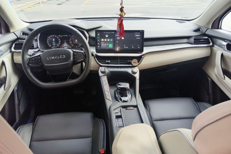 领克06 2023款 Remix 1.5T Shero中控内饰7002