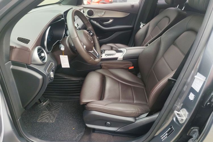 奔驰GLC 2021款 GLC 260 L 4MATIC 动感型中控内饰19