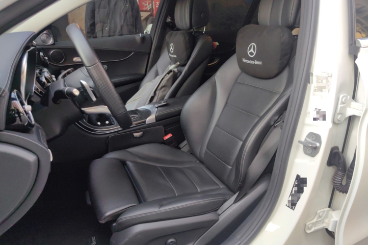 奔驰C级 2021款 C 200 L 时尚型运动版局部细节19