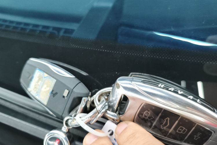 哈弗H6 2022款 第三代 1.5T 自动两驱Max中控内饰11