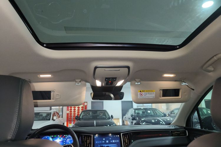 红旗HS7 PHEV 2024款 2.0T PHEV 四驱旗畅版 6座中控内饰22