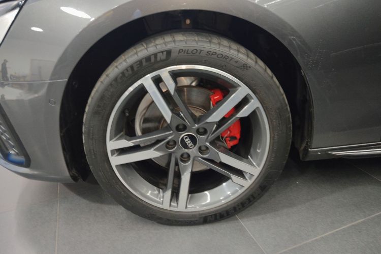 奥迪A4L 2020款 40 TFSI 时尚动感型车身外观6007