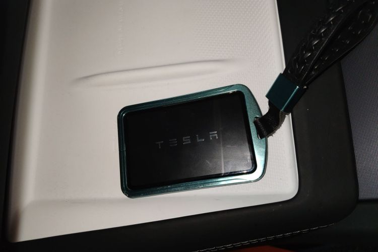 特斯拉 Model 3 2025款 后轮驱动版中控内饰7001