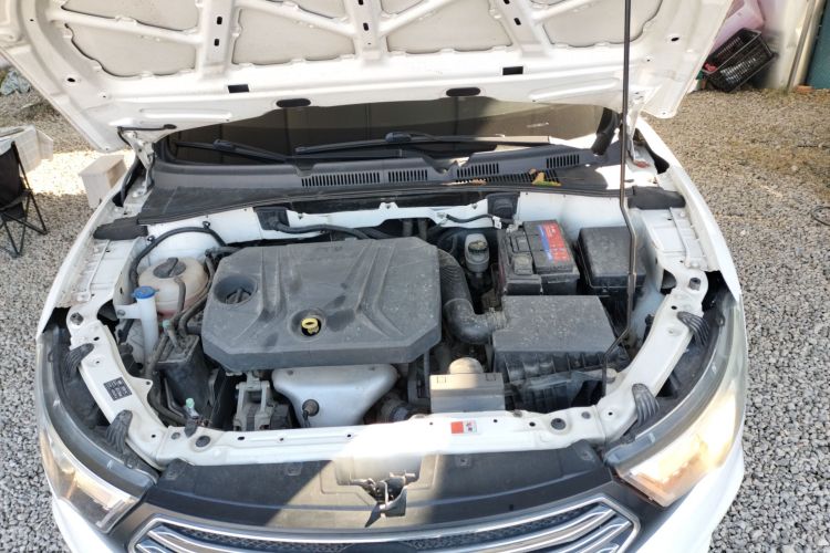 奔腾B30 2017款 1.6L 自动舒适型局部细节24