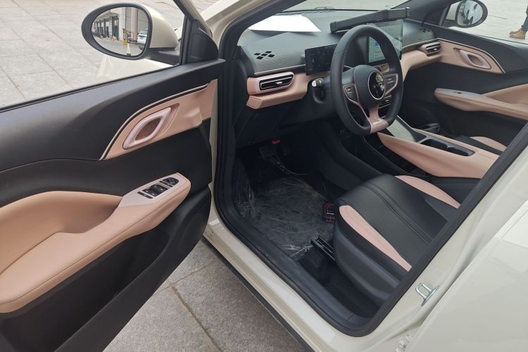 比亚迪 海鸥 2025款 智驾版 305km 活力版中控内饰20