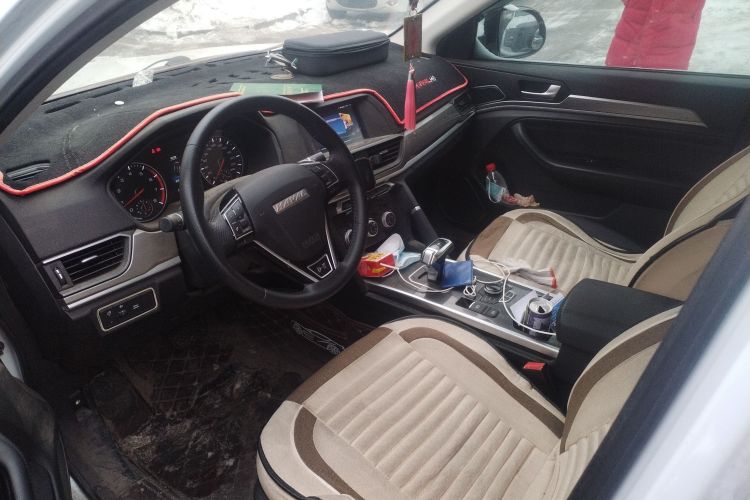 哈弗H6 2019款 运动版 1.5T 自动两驱精英型 国VI中控内饰19