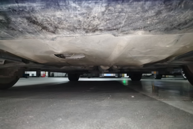 宝马2系多功能旅行车 2015款 218i 领先型局部细节9008