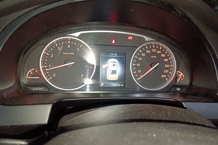 吉利汽车 博瑞 2015款 1.8T 尊贵型中控内饰14