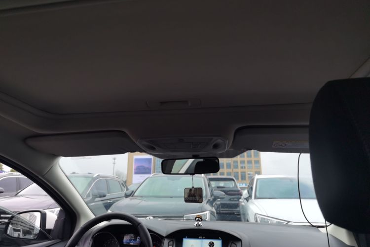 福特 福克斯 2018款 两厢经典 EcoBoost 180 自动精英型中控内饰22