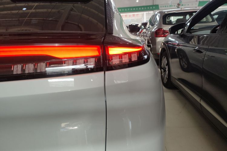 东风风神 风神L7新能源 2024款 205 Plus车身外观6006