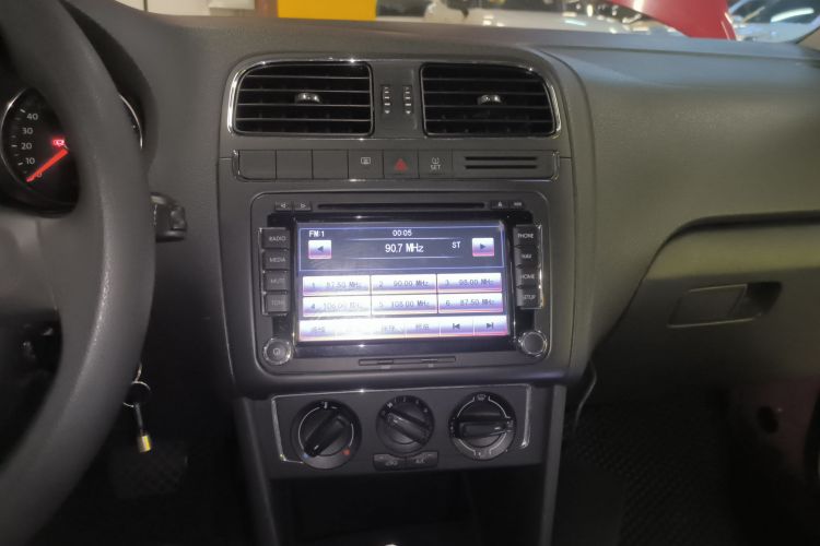 大众 Polo 2014款 1.6L 自动舒适版局部细节16