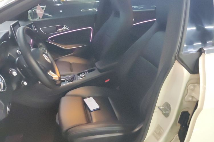 奔驰CLA 2016款 改款 CLA 200 时尚型局部细节19