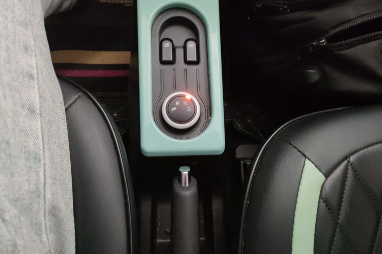 五菱汽车 宏光MINIEV 2021款 马卡龙臻享款 磷酸铁锂局部细节18