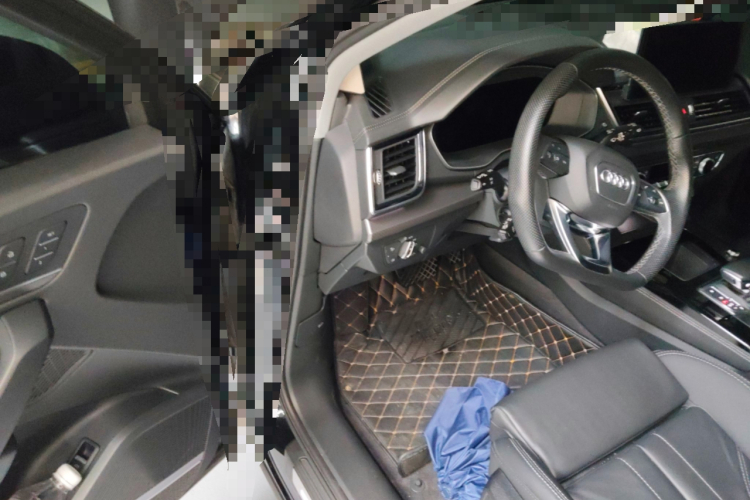 奥迪Q5L 2022款 改款 45T 豪华动感型中控内饰20