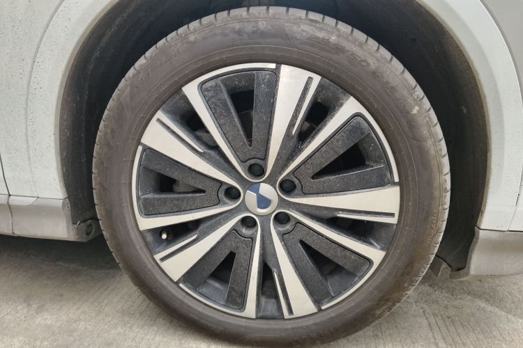 腾势N7 2023款 超长续航版车身外观10