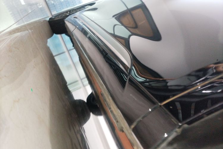 腾势D9 2024款 DM-i 980 四驱尊荣型局部细节9001