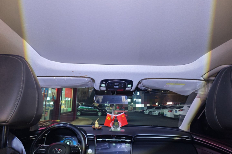 现代 2023款 途胜L 1.5T 自动两驱DLX豪华版局部细节22