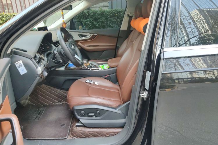 奥迪Q7 2018款 45 TFSI S line运动型局部细节19