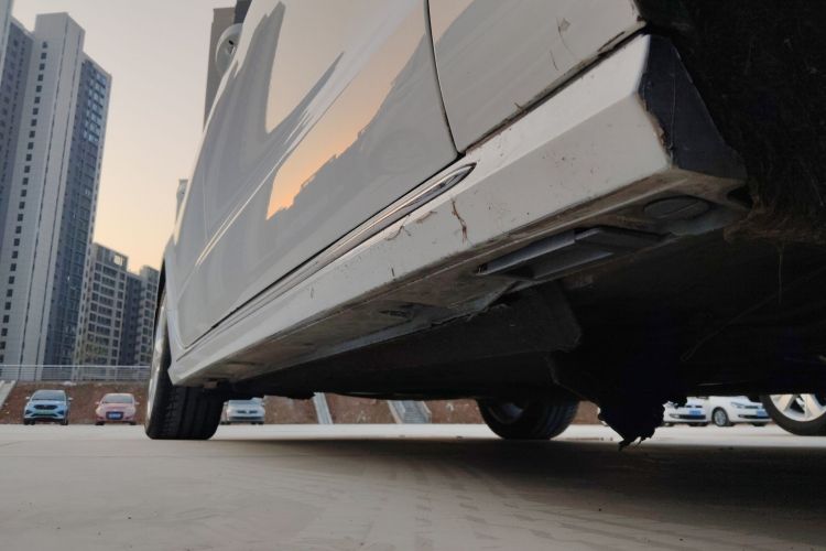 奥迪A6L 2016款 45 TFSI quattro 运动型局部细节9001