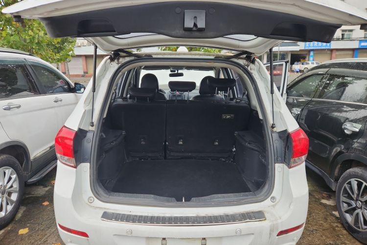 哈弗H6 2015款 升级版 1.5T 手动两驱精英型机舱底盘24