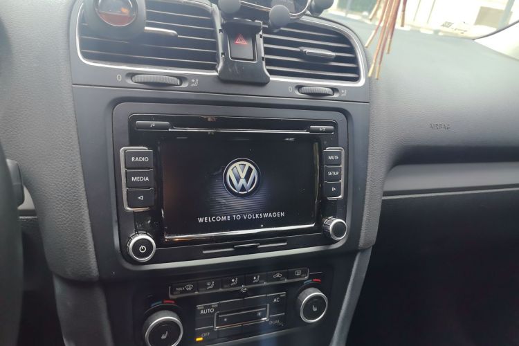 大众 高尔夫 2012款 1.4TSI 自动豪华型局部细节16