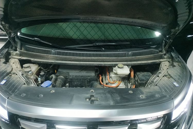 腾势D9 2022款 DM-i 1040 尊贵型局部细节24