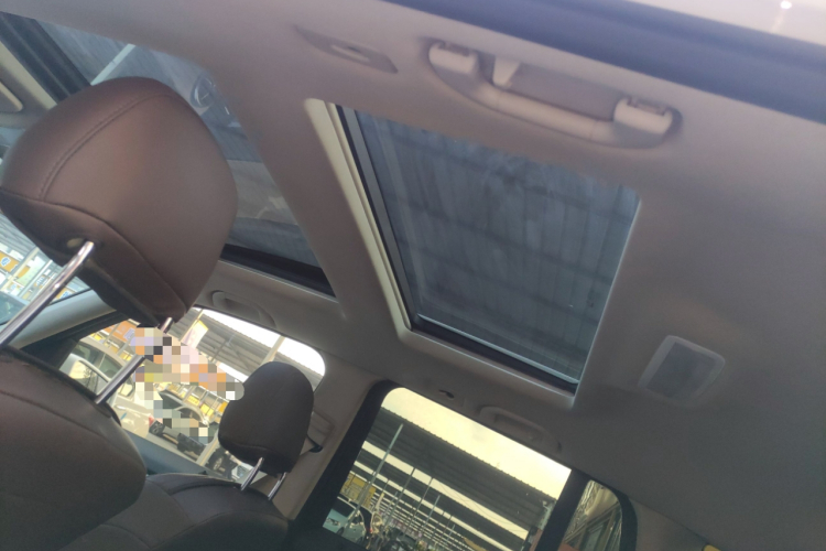 奔驰GLK级 2015款 GLK 260 4MATIC 动感型 极致版中控内饰22