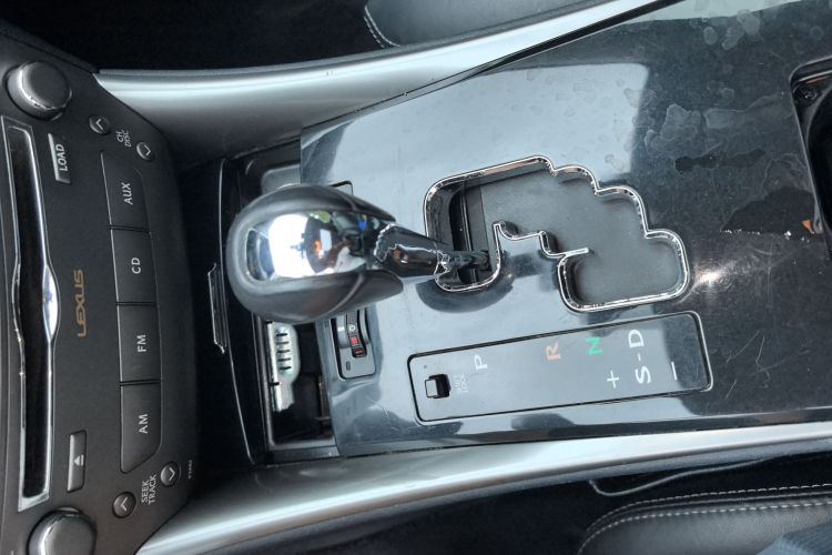 雷克萨斯IS 2011款 250 炫动版局部细节18