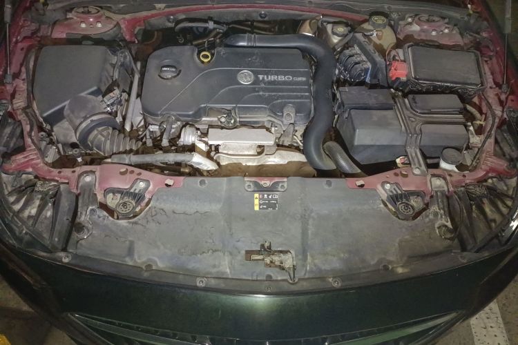 别克 君威 2017款 20T 尊贵型局部细节24