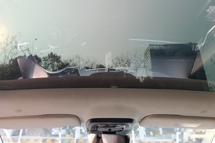 极氪001 2022款 超长续航单电机 WE版中控内饰22