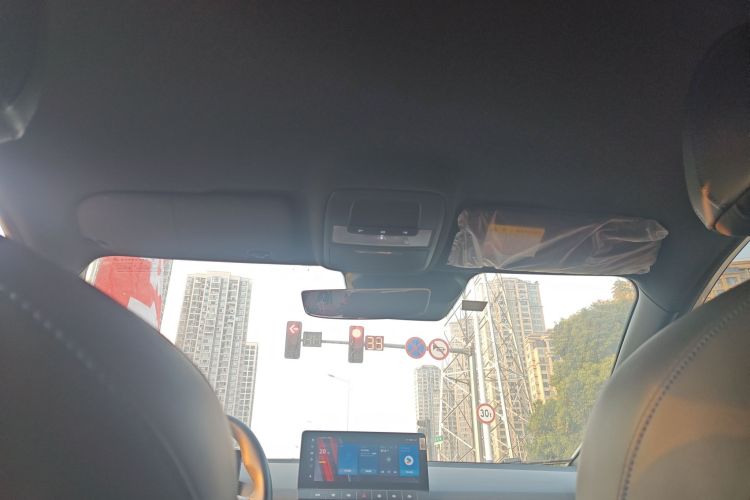 名爵 MG4 EV 2022款 425km 豪华版局部细节22