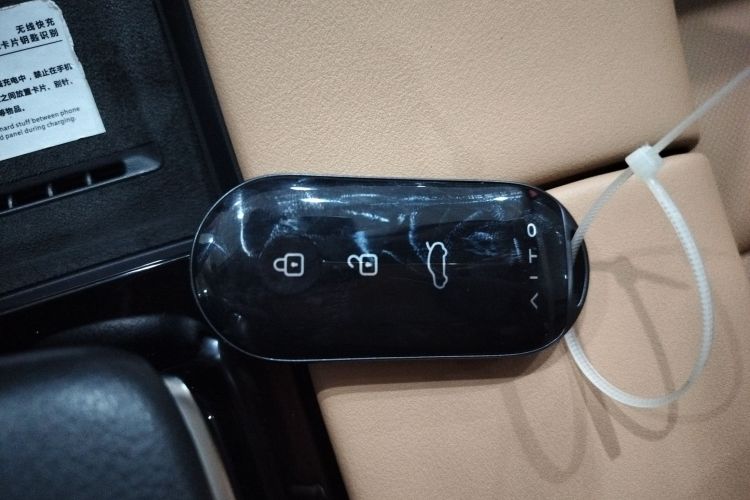 鸿蒙智行 问界M5 2022款 增程四驱至臻版中控内饰11