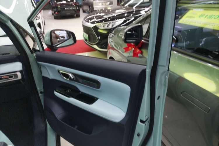 埃安 AION Y 2022款 Plus 70 科技版中控内饰7001