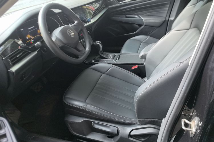 大众 帕萨特 2022款 280TSI 商务版中控内饰19