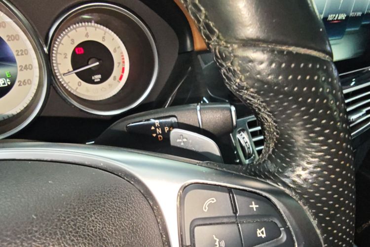 奔驰CLS 2016款 CLS 260 猎装版中控内饰18