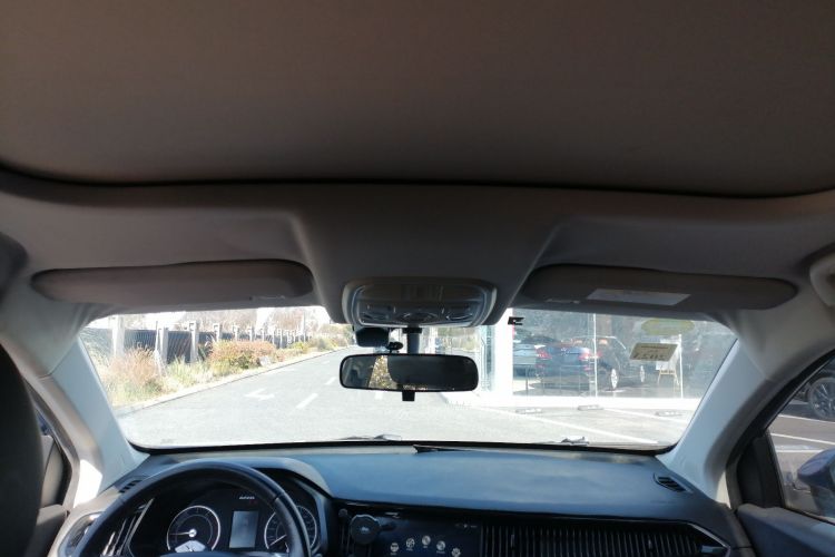 哈弗H2s 2017款 蓝标 1.5T 双离合豪华型中控内饰22