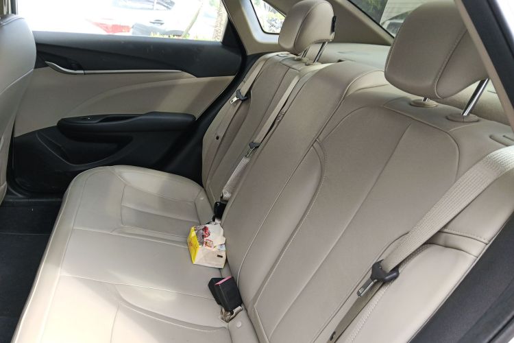 别克 英朗 2018款 15T 双离合精英型 国V中控内饰21