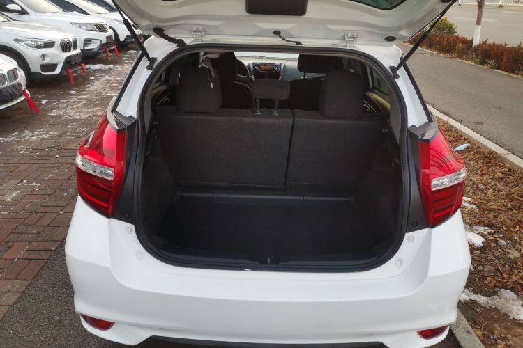 丰田 YARiS L 致炫 2016款 改款 1.5E CVT魅动版局部细节23