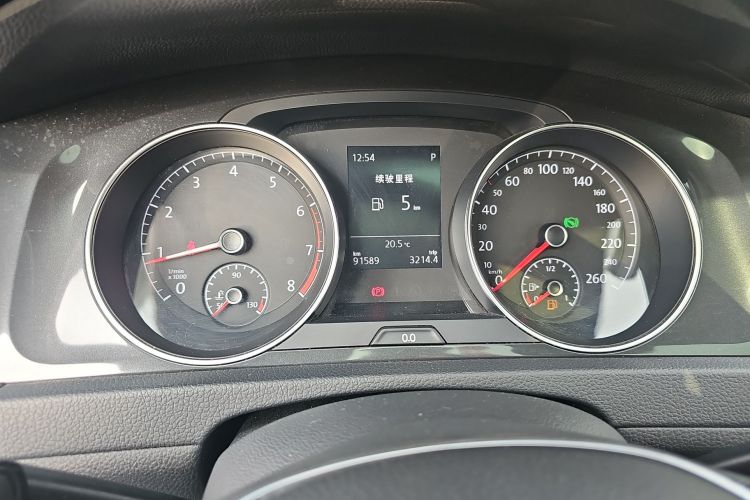 大众 高尔夫 2017款 1.6L 自动舒适百万辆纪念版中控内饰14